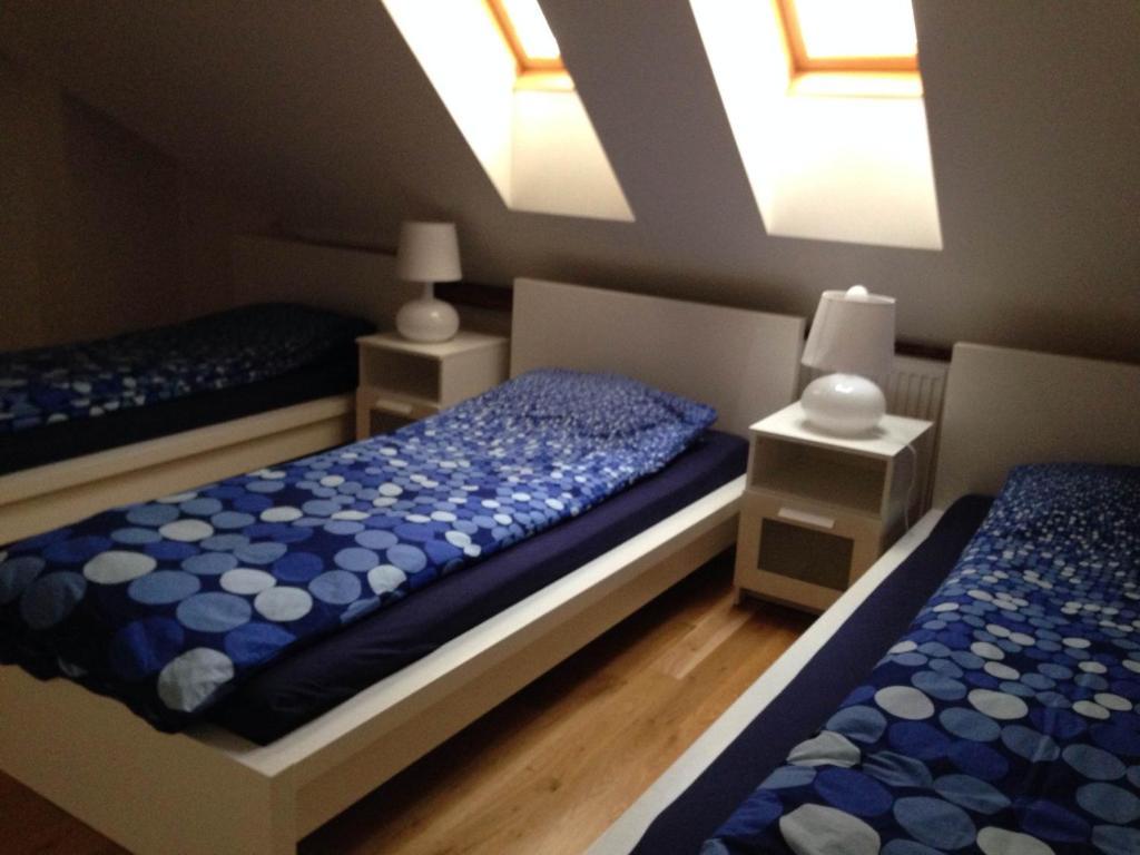 Onefam Miru Hostel Prága Szoba fotó