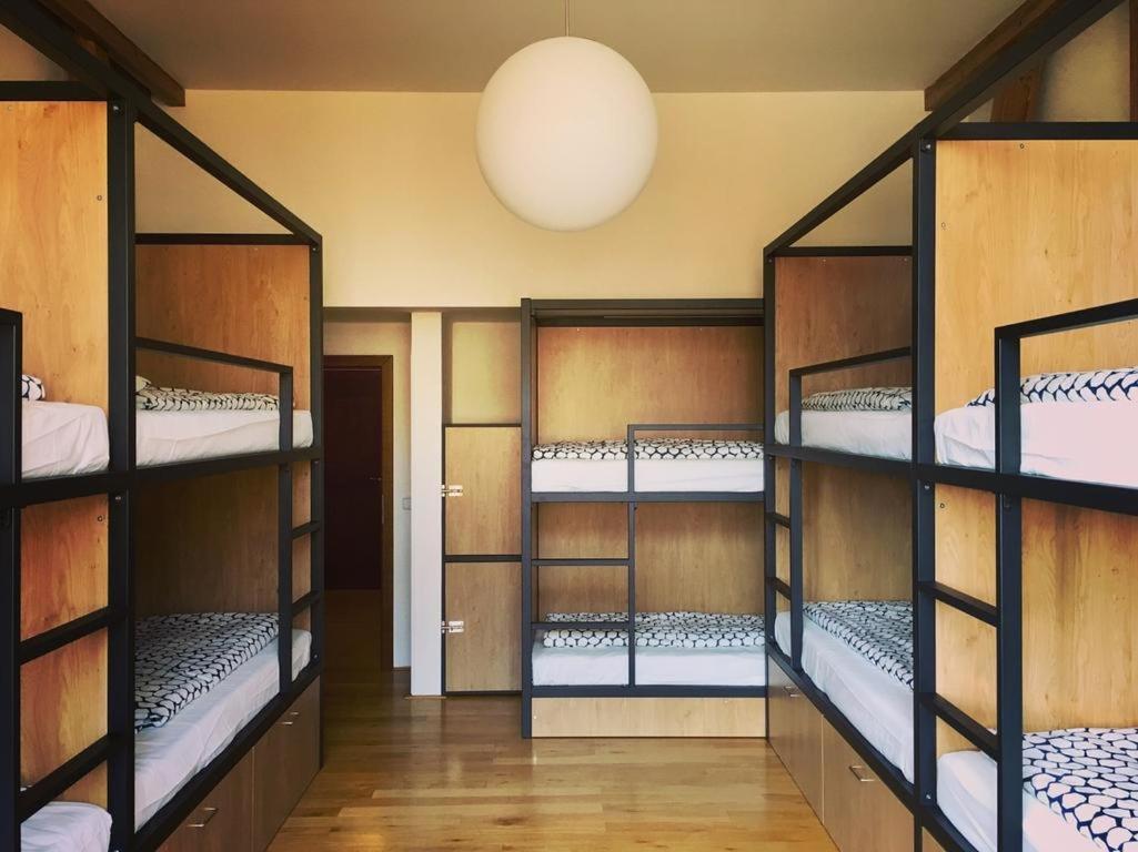 Onefam Miru Hostel Prága Kültér fotó