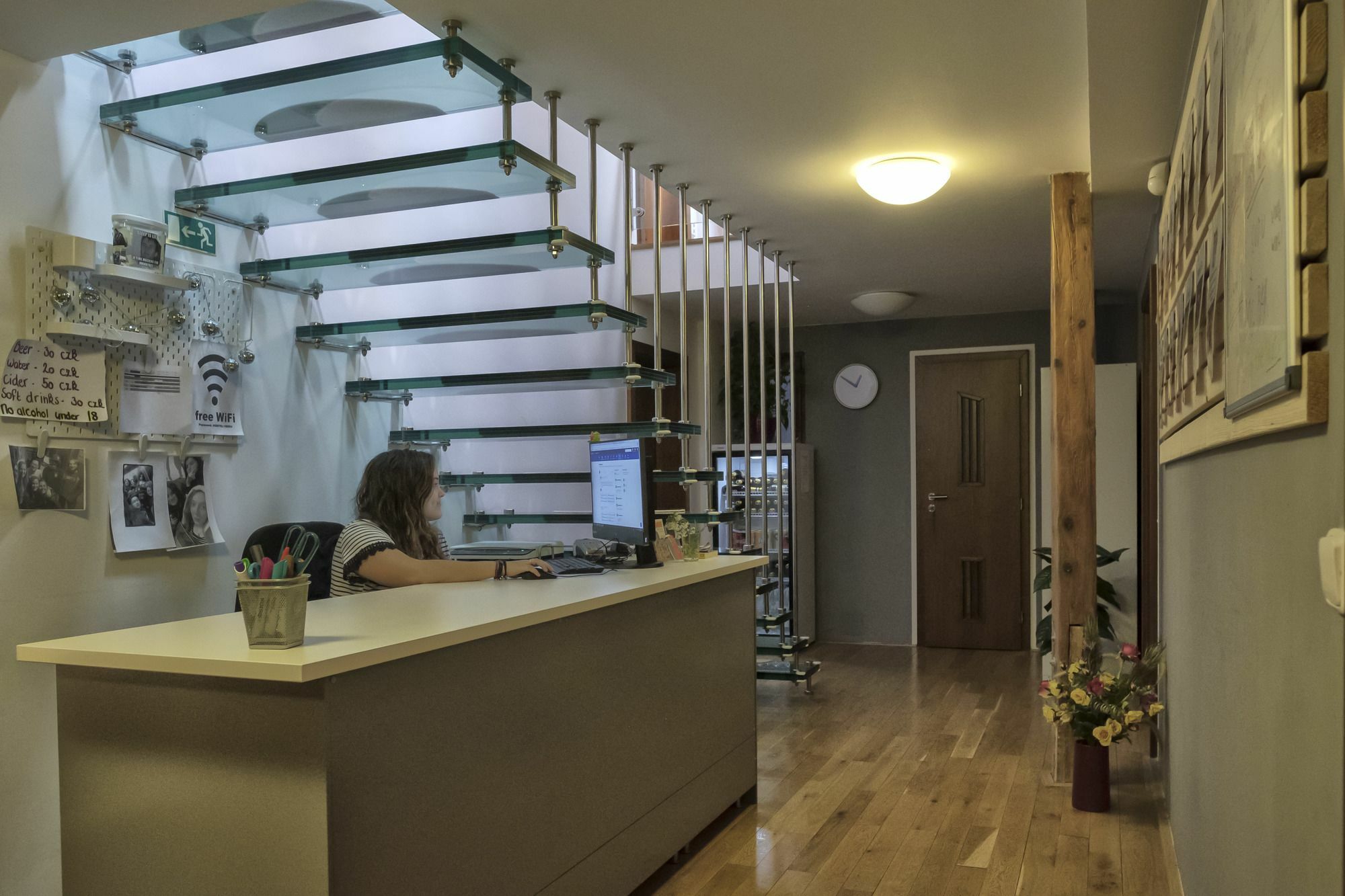 Onefam Miru Hostel Prága Kültér fotó