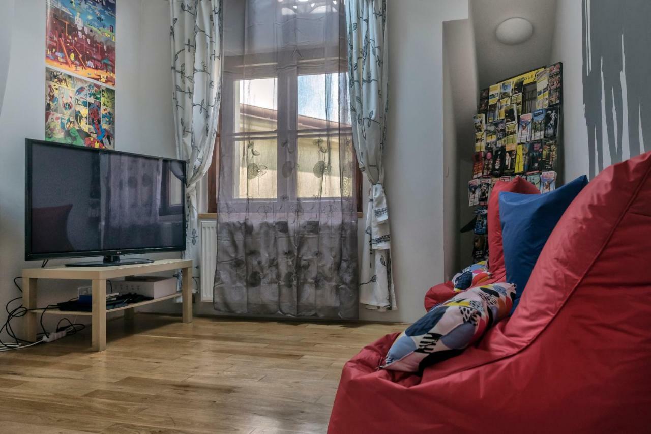 Onefam Miru Hostel Prága Kültér fotó