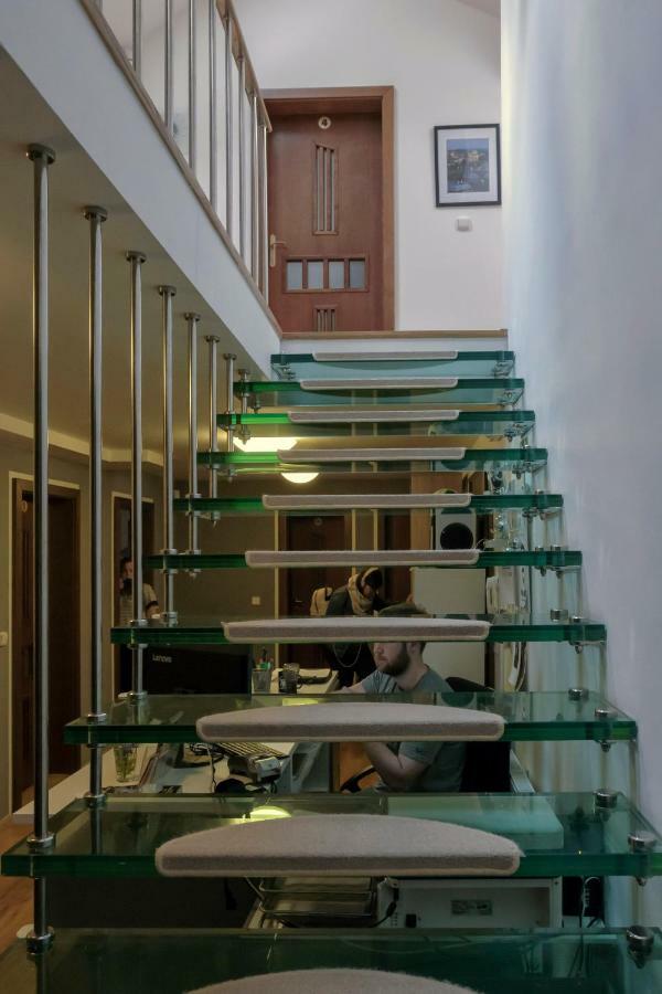 Onefam Miru Hostel Prága Kültér fotó